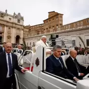 Tras recibir el alta, el papa Francisco presidió la misa del Domingo de Ramos