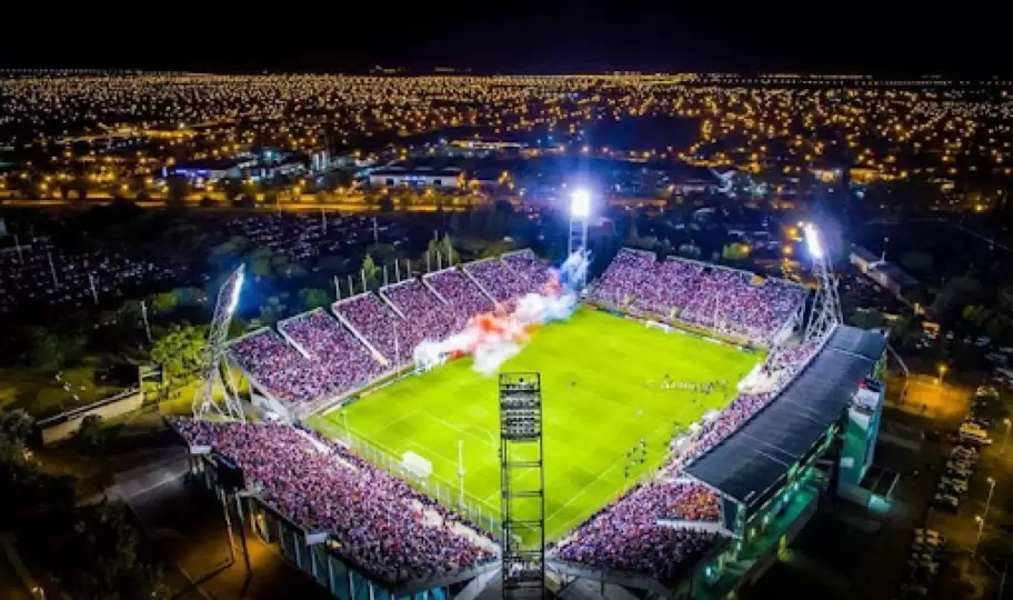 Estadio Padre Martearena (Salta)