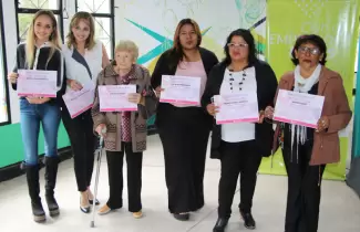 mujeres distinguidas muni capital