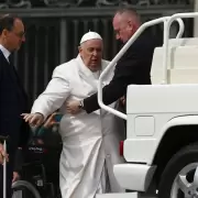 El Papa Francisco reveló que perdió el conocimiento el día que lo internaron