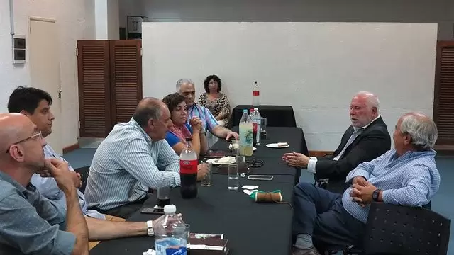 Candidatos a constituyentes del Frente Justicialista se reunieron con representantes de la Unión de Empresarios - Foto: @guillermo.jenefes