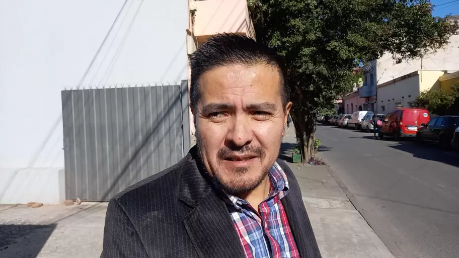 Manuel Mendoza, miembro de la comunidad universitaria quien presentó la denuncia penal contra Tecchi