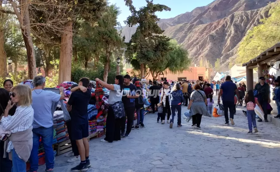 purmamarca turismo jujuy turistas