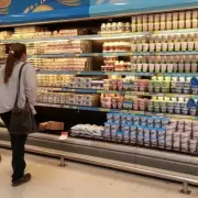 En la Argentina, 6 de cada 10 hogares se endeuda para comprar comida y medicamentos