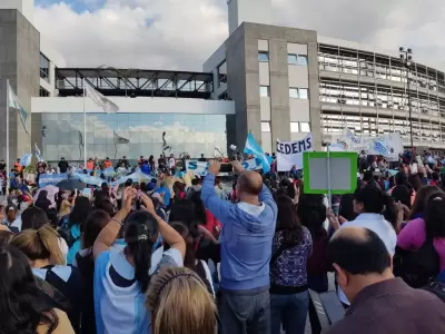 docentes protesta reclamo ministerio educacion