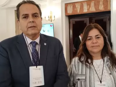 Dr. Rodolfo Pablo Moreno y dra. Mnica Romero de la sociedad argentina de pediat