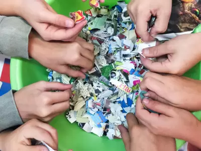 reciclaje papel nios