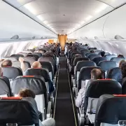 Llega una nueva aerolínea low cost a Argentina: qué destinos conectará