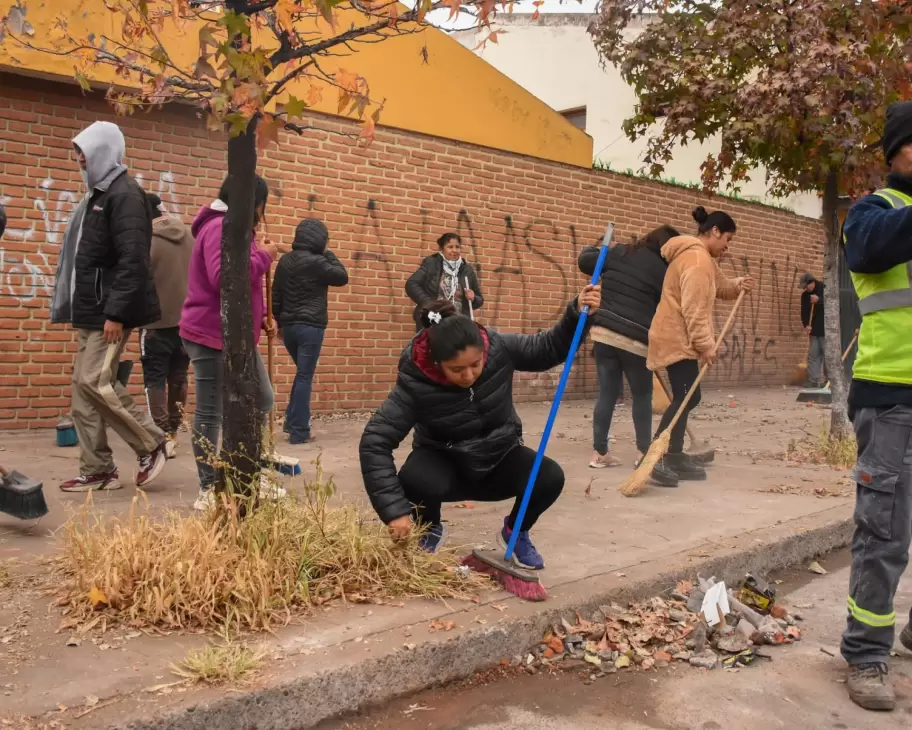 Solidaridad en barrio Gorriti