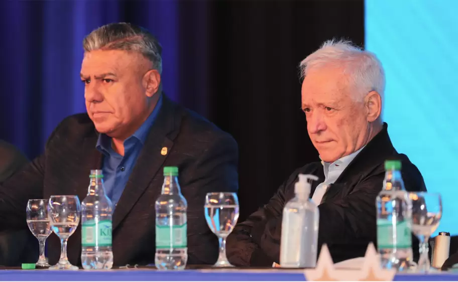 Chiqui Tapia - Presidente de AFA y su lado Vctor Blanco - Presidente de Racing.