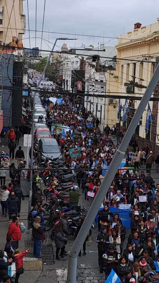 Masiva movilización en Jujuy