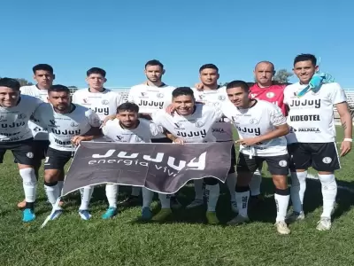 �nico puntero, Club Altos Hornos Zapla.