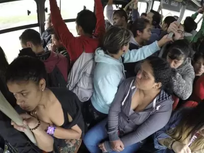 Colectivo lleno