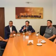 El gobierno de Jujuy ofrece un mnimo de $145 mil para todos los empleados municipales