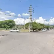 Otra vez en la "esquina peligrosa": tres autos protagonizaron un choque en cadena