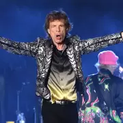Mick Jagger se grab� en el estudio de grabaci�n e ilusion� a sus fans: �Se terminaron las vacaciones�