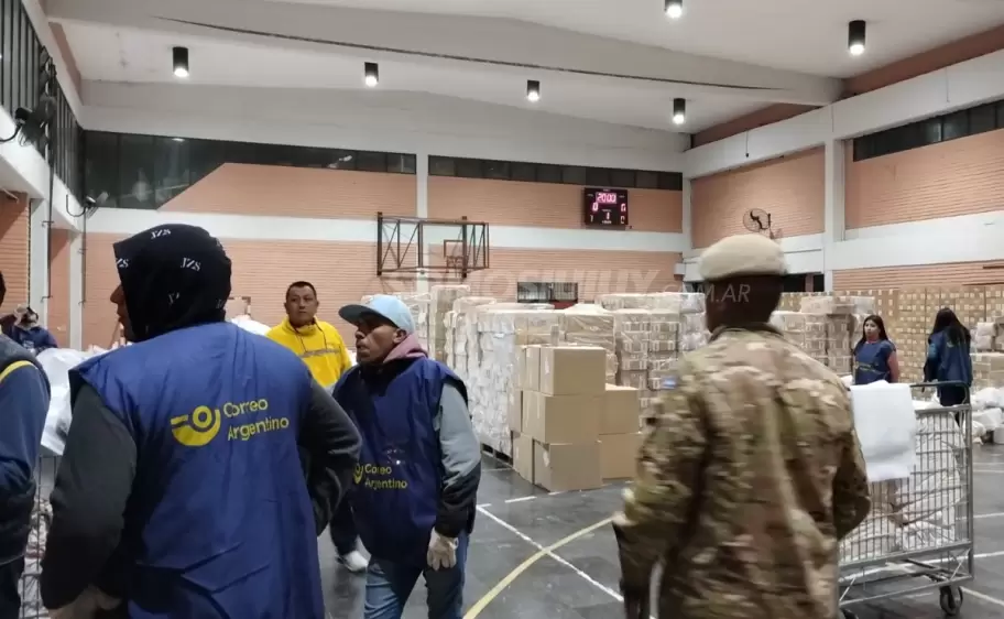 Traslado de urnas hacia el interior de Jujuy