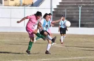 Atl�tico el Carmen - Gimnasia de Jujuy.