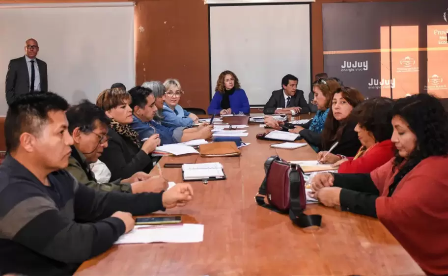 Reuni�n paritaria docente