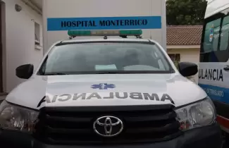 ambulancia hospital de Monterrico