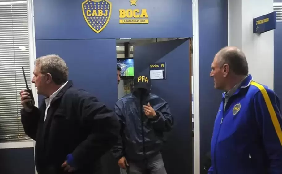 Allanamiento en Boca