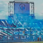 Para fanáticos: una histórica camiseta de Gimnasia de Jujuy se vende por más de $150 mil