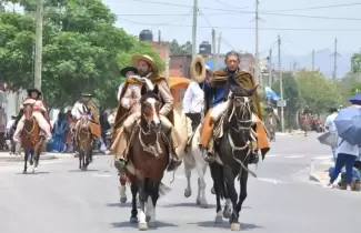 desfile civico militar