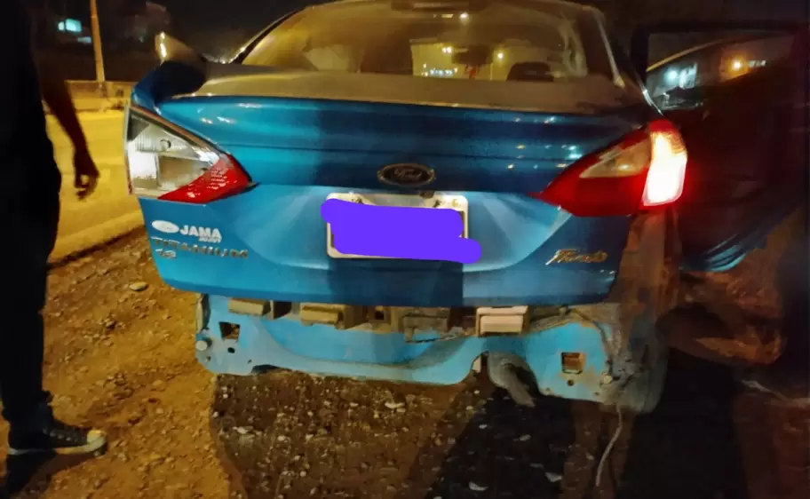 auto colisionado en mariano moreno