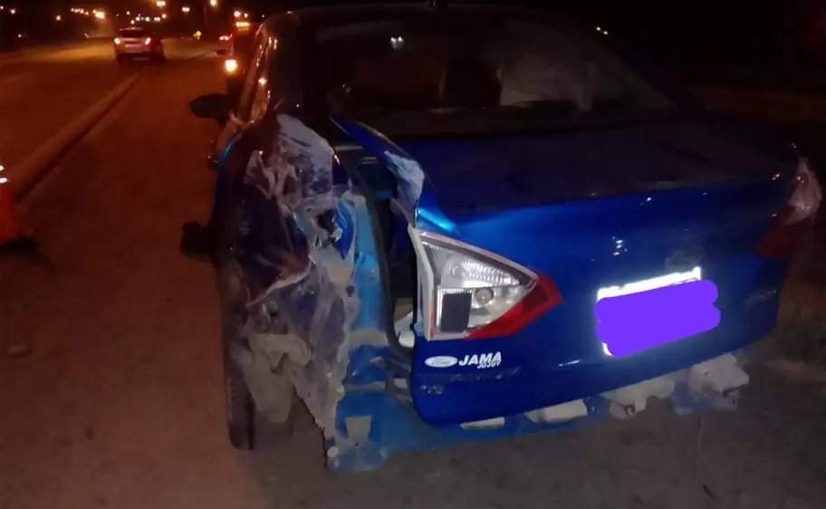 auto chocado en Mariano Moreno