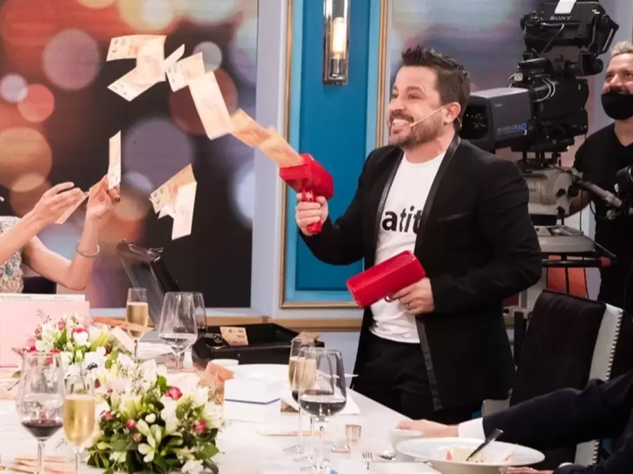 Martin Tetaz en la mesa de Mirtha Legrand