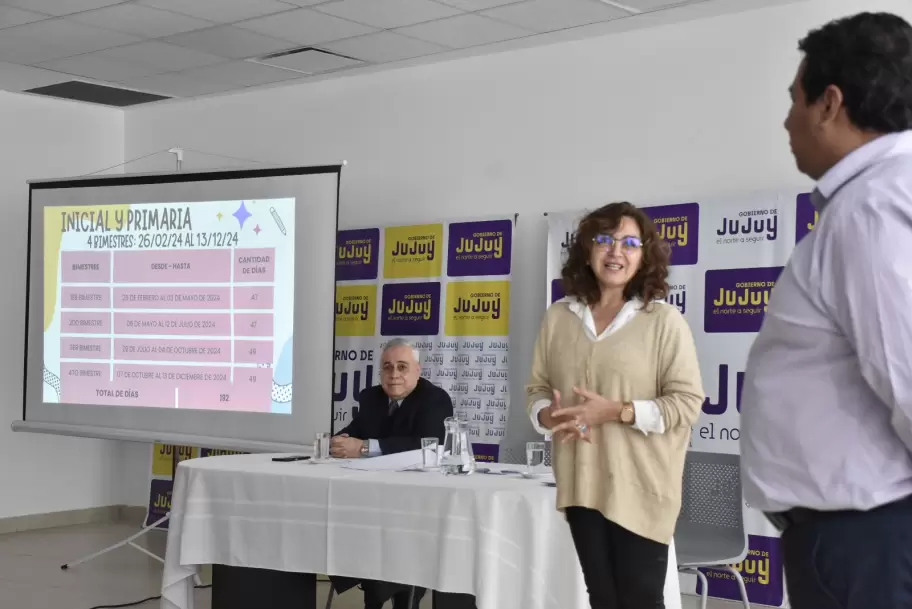 Reunión en el ministerio de Educación de Jujuy
