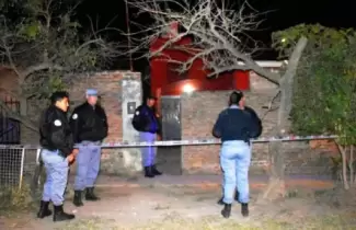 mujer atacada por perros