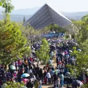 El encuentro de los jóvenes en Río Blanco: cientos de peregrinos ya acampan cerca del Santuario
