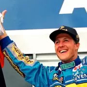 ¿Mejora la salud de Michael Schumacher? indican que ya no estaría postrado en cama