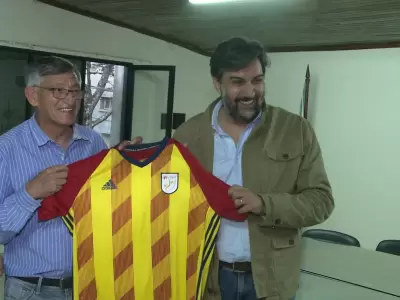 Donacin desde Catalua a la Liga Jujea de Futbol