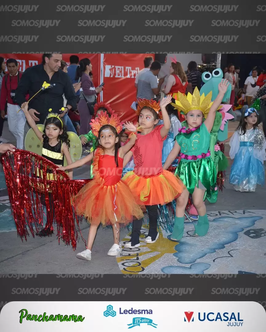 desfile bienvenida primavera 2023