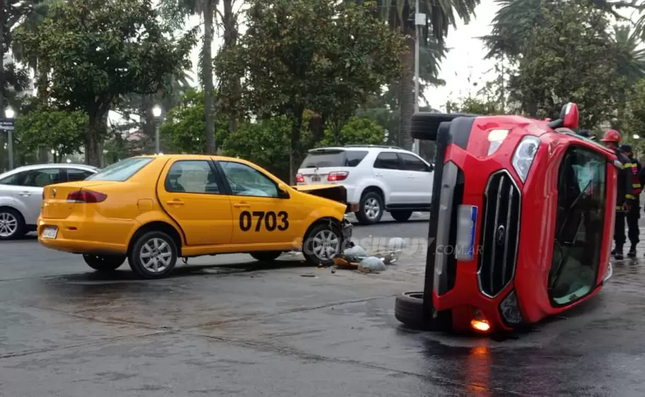 Accidente en el centro de San Salvador de Jujuy