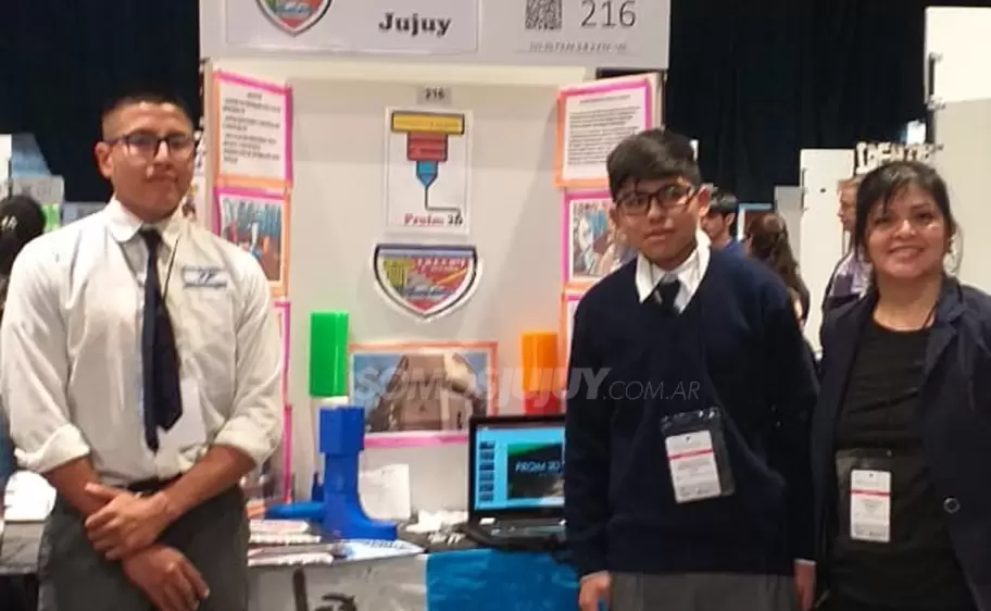alumnos de enet 1 en tecnopolis