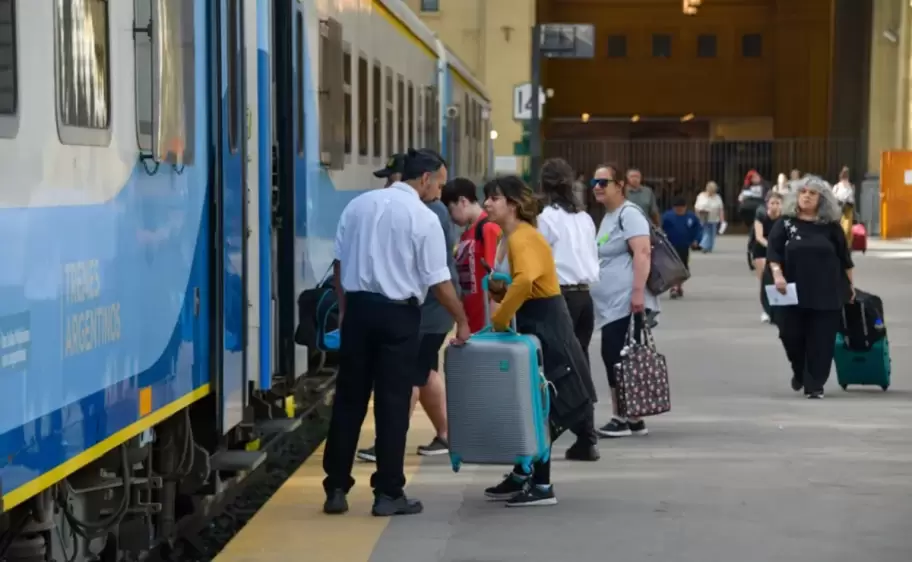 trenes argentinos viajes