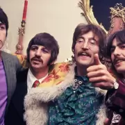 Se estrenó "Now and Then", la nueva y última canción de The Beatles