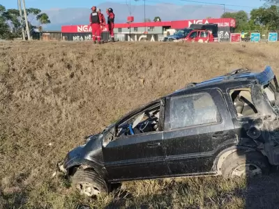 automovil volcado