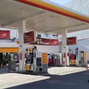Volvi� a aumentar el precio de los combustibles: acumula una suba de casi 30% en un mes