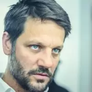 La nueva serie de Netflix que protagonizará Rodrigo de la Serna: basada en una historia real