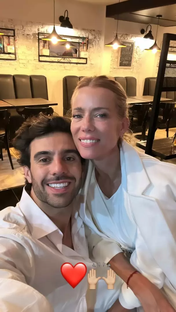 Nicole y Manu Urcera