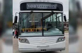 Primer colectivo el�ctrico de Jujuy