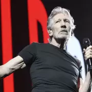 Roger Waters fue despedido de la compa��a musical BMG por sus declaraciones antisemitas