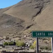 Una camioneta desbarrancó y 6 personas resultaron heridas en la localidad de Santa Ana