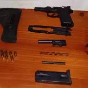 Le robaron el arma reglamentaria a un gendarme en Fraile Pintado y recuperaron la pistola