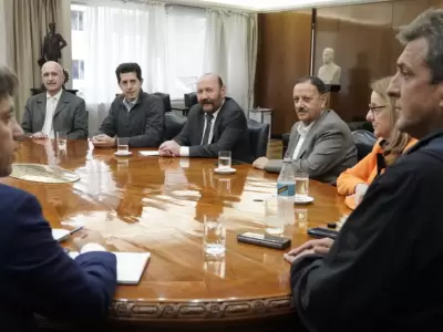 massa y gobernadores uxp