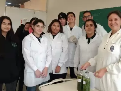 Tucumán: alumnos de una escuela rural crearon un repelente para mosquitos con investigadores del Conicet